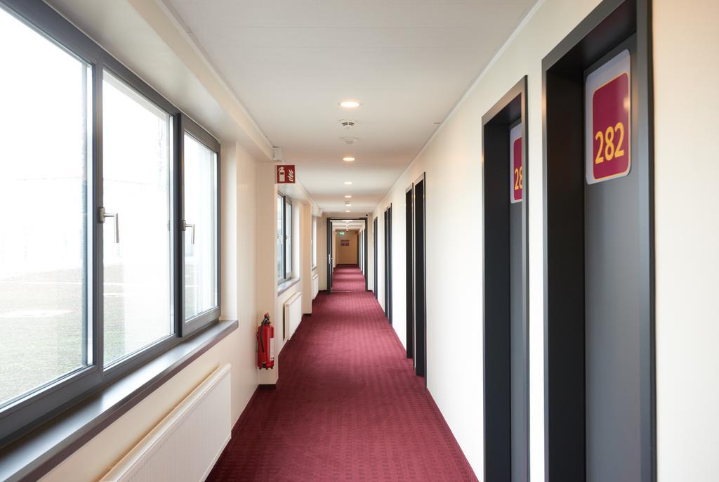 Mcdreams Hotel Moenchengladbach Bagian luar foto